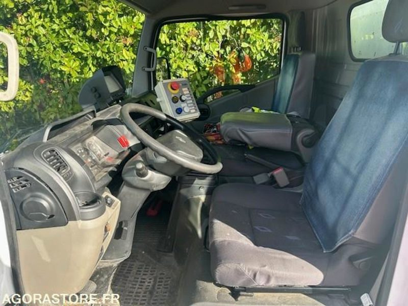 BOM 4.5t Renault Maxity - Atkritumu vedējs: foto 5 BOM 4.5t Renault Maxity - Atkritumu vedējs: foto 5