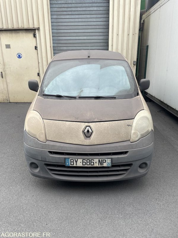 BY-686-NP - RENAULT KANGOO - Mazs furgons: foto 1 BY-686-NP - RENAULT KANGOO - Mazs furgons: foto 1