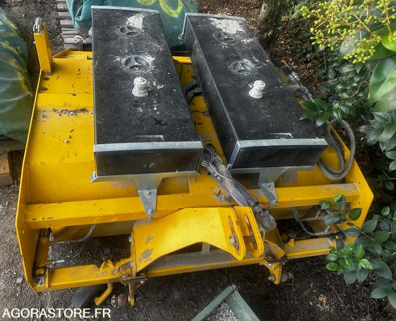 Balai pour relevage avant ou arrière Rabaud Turbonet 1500 - Ielu tīrīšanas mašīna: foto 4 Balai pour relevage avant ou arrière Rabaud Turbonet 1500 - Ielu tīrīšanas mašīna: foto 4