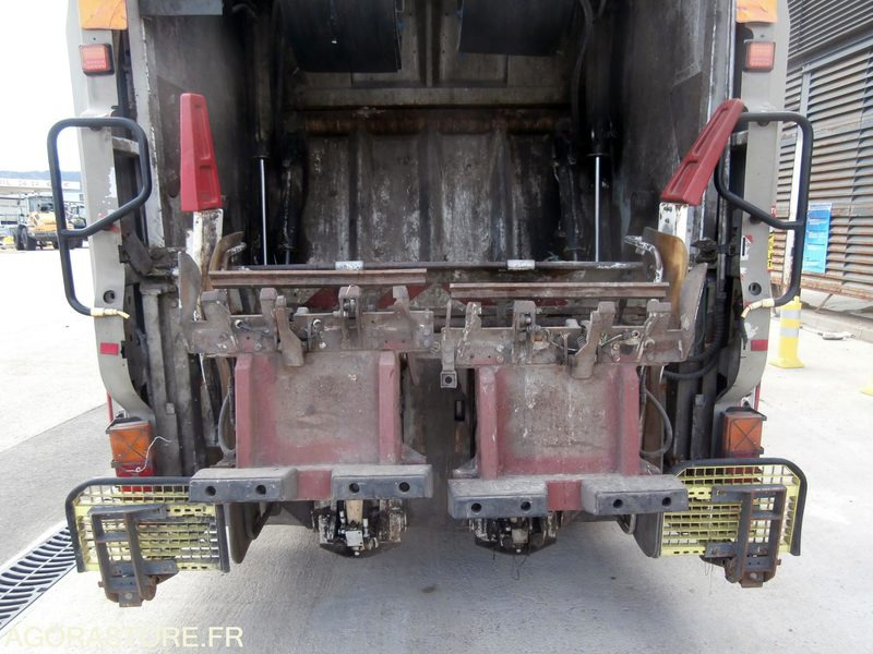 Benne Renault Premium 29HAB2 SEMAT - 2008 - 185600 kms - Atkritumu vedējs: foto 5 Benne Renault Premium 29HAB2 SEMAT - 2008 - 185600 kms - Atkritumu vedējs: foto 5