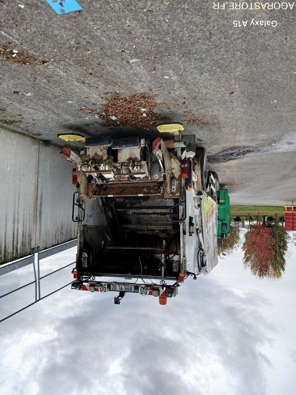 CAMION BENNE ORDURES MENAGERES - Atkritumu vedējs: foto 1 CAMION BENNE ORDURES MENAGERES - Atkritumu vedējs: foto 1