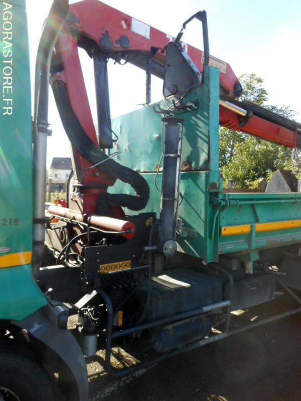 CAMION PTAC < 19 T RENAULT M180 (CA219) - Kravas auto ar manipulatoru: foto 2 CAMION PTAC < 19 T RENAULT M180 (CA219) - Kravas auto ar manipulatoru: foto 2