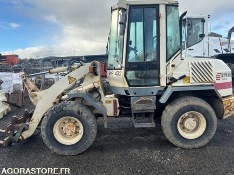 CHARGEUSE - LIEBHERR - L506Z - 2003 - 12500H - Iekrāvējs: foto 4 CHARGEUSE - LIEBHERR - L506Z - 2003 - 12500H - Iekrāvējs: foto 4