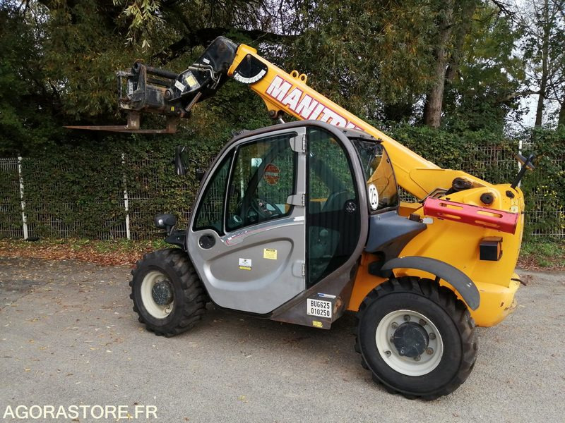 CHARIOT TELESCOPIQUE FIXE - MANITOU - 2.5 T - 2014 / 3910 HEURES - Teleskopiskais iekrāvējs: foto 1 CHARIOT TELESCOPIQUE FIXE - MANITOU - 2.5 T - 2014 / 3910 HEURES - Teleskopiskais iekrāvējs: foto 1