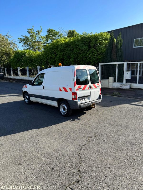 CITROËN BERLINGO - 2010 - 211 000 KM - Mazs furgons: foto 1 CITROËN BERLINGO - 2010 - 211 000 KM - Mazs furgons: foto 1