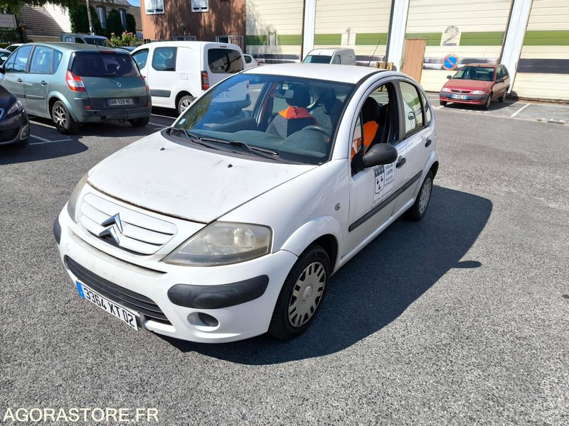 CITROEN C3 166786 kms 2006 - Vieglā automašīna: foto 1 CITROEN C3 166786 kms 2006 - Vieglā automašīna: foto 1