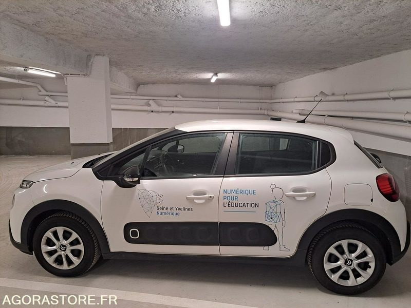 CITROEN - C3 - 2018 - 96000 KM - Vieglā automašīna: foto 3 CITROEN - C3 - 2018 - 96000 KM - Vieglā automašīna: foto 3