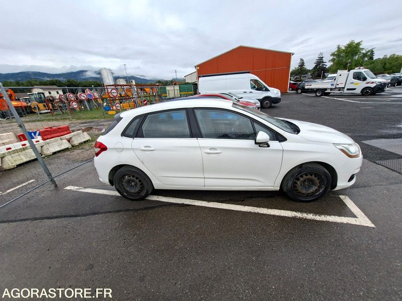 CITROEN C4 Entreprise VU 5p Berline HD- 2014 - 216471 KM - P0403314 - Vieglā automašīna: foto 2 CITROEN C4 Entreprise VU 5p Berline HD- 2014 - 216471 KM - P0403314 - Vieglā automašīna: foto 2