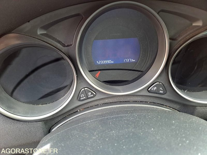 CITROEN C4 GRISE - Vieglā automašīna: foto 5 CITROEN C4 GRISE - Vieglā automašīna: foto 5