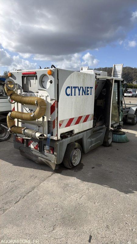 CITYNET - Ielu tīrīšanas mašīna: foto 4 CITYNET - Ielu tīrīšanas mašīna: foto 4