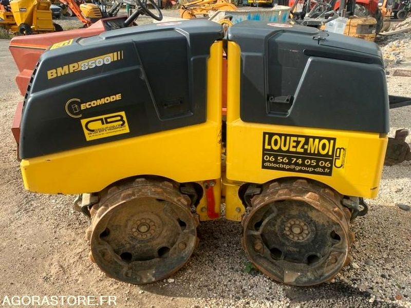 COMPACTEUR À PIED DE MOUTON BOMAG BMP 8500 - 2018 / 160 HEURES - Veltnis: foto 2 COMPACTEUR À PIED DE MOUTON BOMAG BMP 8500 - 2018 / 160 HEURES - Veltnis: foto 2