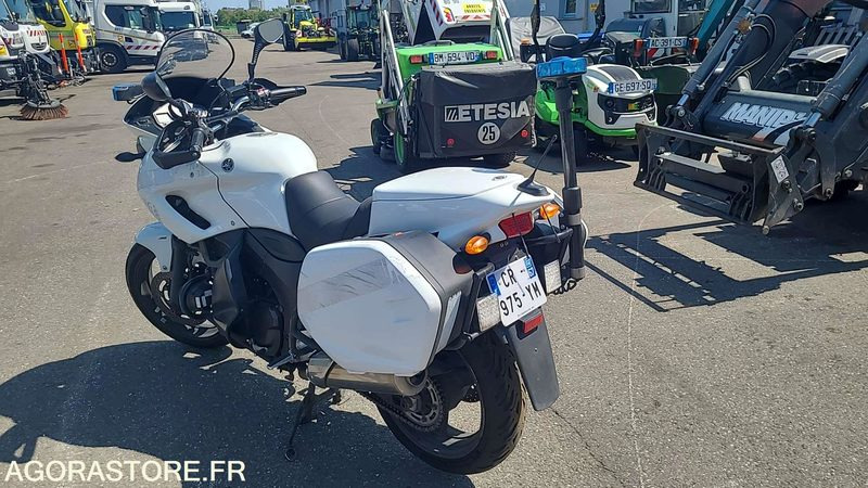 CR 975 YM - YAMAHA TDM900 - 2013 - 72231KM - Motocikls: foto 2 CR 975 YM - YAMAHA TDM900 - 2013 - 72231KM - Motocikls: foto 2