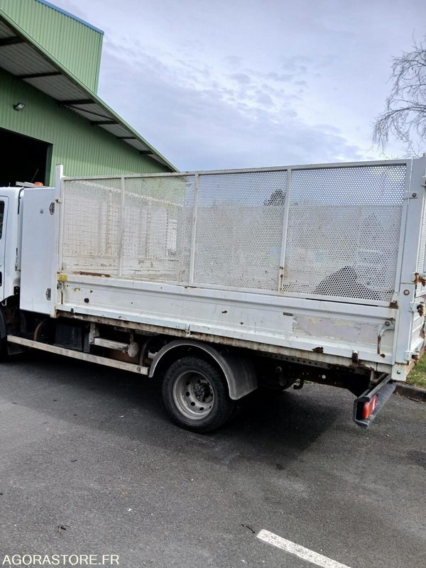 Camion benne RENAULT MAXITY - 310362 km - 2007 - Komercauto pašizgāzējs: foto 3 Camion benne RENAULT MAXITY - 310362 km - 2007 - Komercauto pašizgāzējs: foto 3