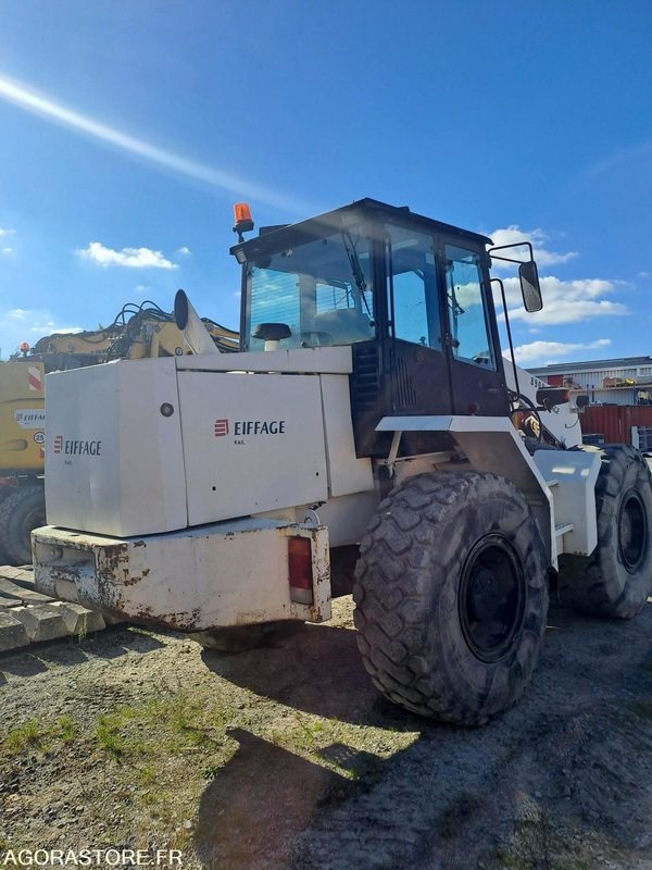 Chargeuse AHLMANN AS200 - 1999 / 6926 HEURES (MMF818/MD351) - Buldozers: foto 2 Chargeuse AHLMANN AS200 - 1999 / 6926 HEURES (MMF818/MD351) - Buldozers: foto 2