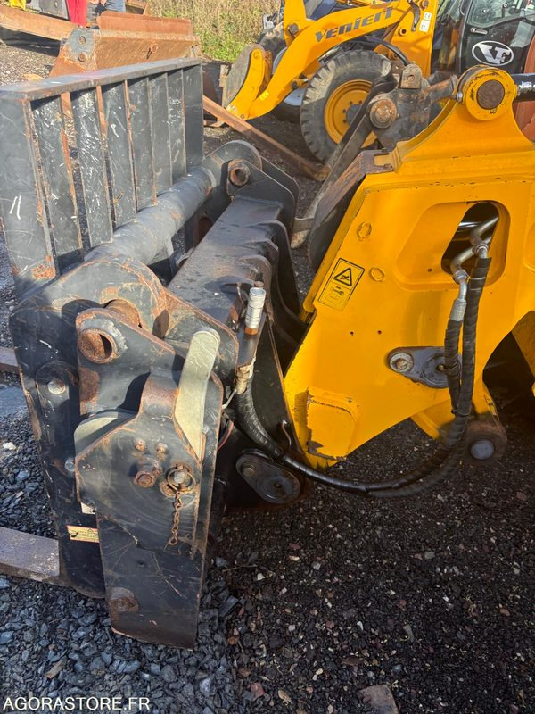 Chargeuse JCB TM 310 - 2011 - 6907 heures - BON ETAT entretien 6900h - Traktors: foto 3 Chargeuse JCB TM 310 - 2011 - 6907 heures - BON ETAT entretien 6900h - Traktors: foto 3