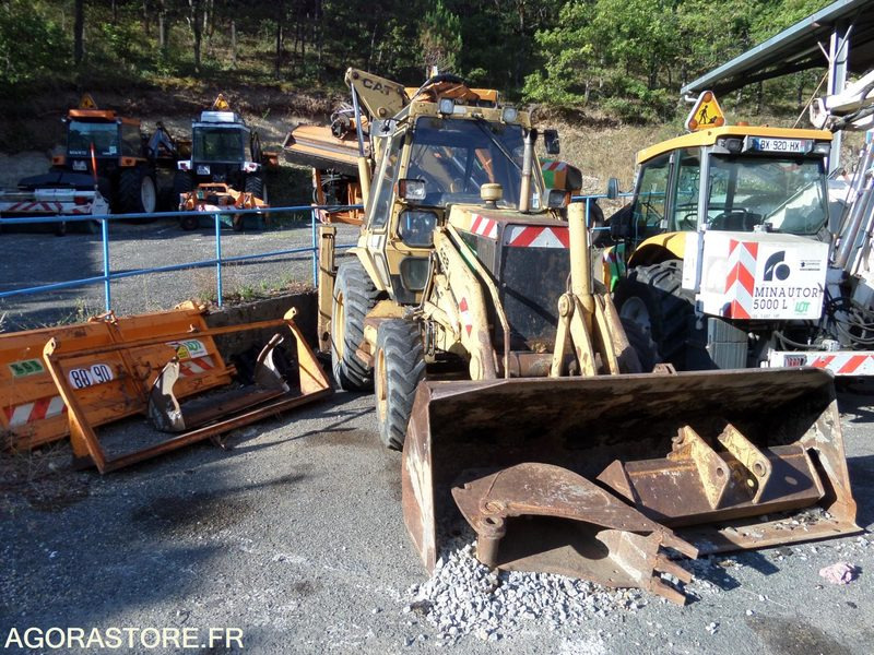 Chargeuse pelleteuse caterpillar 428 -1992- 13000h (N2TRPL) - Ekskavators-iekrāvējs: foto 1 Chargeuse pelleteuse caterpillar 428 -1992- 13000h (N2TRPL) - Ekskavators-iekrāvējs: foto 1