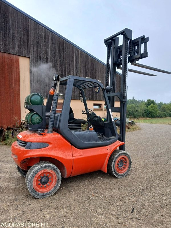 Chariot élévateur Fenwick Linde H35T 3.5T - Gāzes iekrāvējs: foto 1 Chariot élévateur Fenwick Linde H35T 3.5T - Gāzes iekrāvējs: foto 1