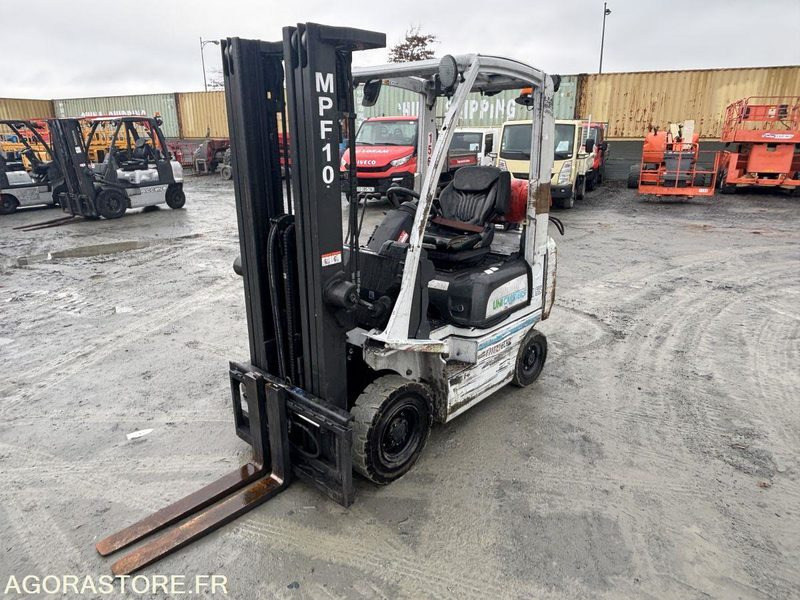 Chariot élévateur NISSAN GAZ 1.5T type P1D1A15LQ - Gāzes iekrāvējs: foto 1 Chariot élévateur NISSAN GAZ 1.5T type P1D1A15LQ - Gāzes iekrāvējs: foto 1