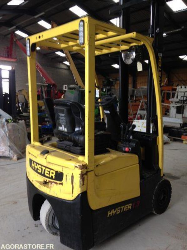 Chariot frontal 3 roues 2014 - Hyster A1.3 XNT - Elektroiekrāvējs: foto 3 Chariot frontal 3 roues 2014 - Hyster A1.3 XNT - Elektroiekrāvējs: foto 3