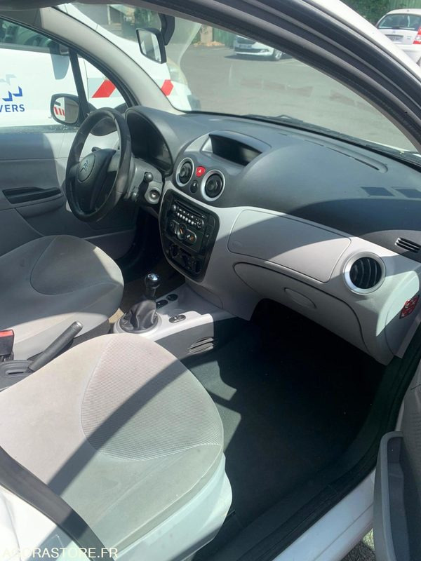 Citroen C 3 Phase 2 1.4 i GNV 75 cv 98446kms 2008 CT OK - Vieglā automašīna: foto 4 Citroen C 3 Phase 2 1.4 i GNV 75 cv 98446kms 2008 CT OK - Vieglā automašīna: foto 4