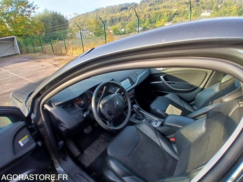 Citroën C5 – Diesel – 2016-204 763 km - Vieglā automašīna: foto 3 Citroën C5 – Diesel – 2016-204 763 km - Vieglā automašīna: foto 3