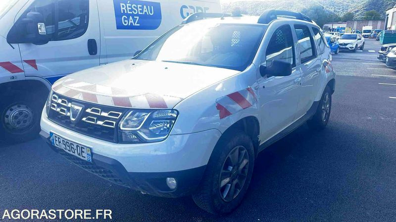 DACIA DUSTER - 2017 - 165790KM - EP996QE - SUV: foto 1 DACIA DUSTER - 2017 - 165790KM - EP996QE - SUV: foto 1