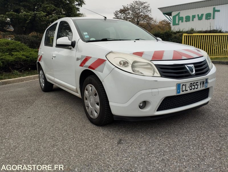 DACIA SANDERO_1.5 dCi eco2 90 cv _ CL-855-YM - Vieglā automašīna: foto 1 DACIA SANDERO_1.5 dCi eco2 90 cv _ CL-855-YM - Vieglā automašīna: foto 1