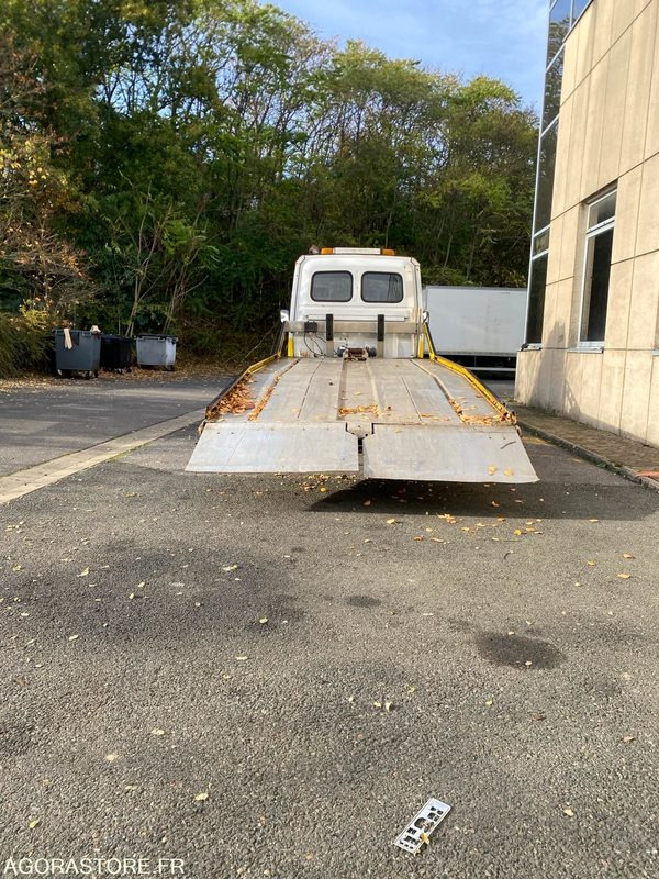 DEPANNEUSE RENAULT 187000 KM - Komercauto pašizgāzējs: foto 4 DEPANNEUSE RENAULT 187000 KM - Komercauto pašizgāzējs: foto 4