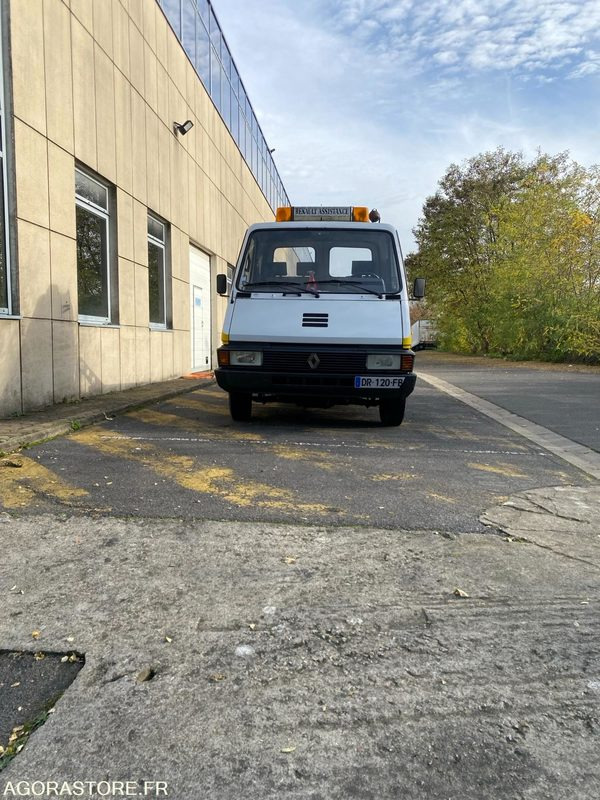 DEPANNEUSE RENAULT 187000 KM - Komercauto pašizgāzējs: foto 2 DEPANNEUSE RENAULT 187000 KM - Komercauto pašizgāzējs: foto 2