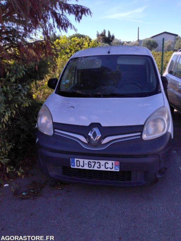 DJ-673-CJ RENAULT KANGOO 201522 kms 2014 - Mazs furgons: foto 1 DJ-673-CJ RENAULT KANGOO 201522 kms 2014 - Mazs furgons: foto 1