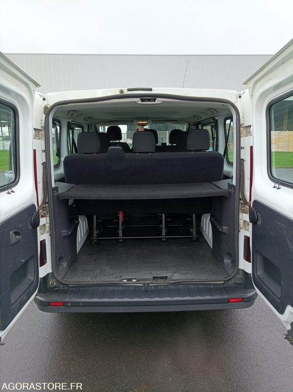 EC-156-WL - Roulant - RENAULT TRAFIC - 302 799 Kms - Mikroautobuss, Pasažieru furgons: foto 5 EC-156-WL - Roulant - RENAULT TRAFIC - 302 799 Kms - Mikroautobuss, Pasažieru furgons: foto 5