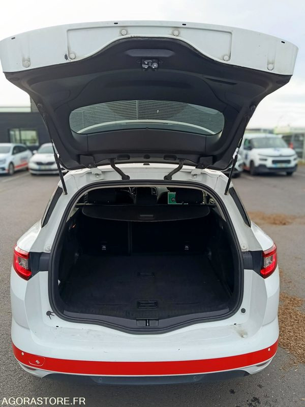 EJ-291-TB - Non Roulant - Renault MEGANE ESTATE - VP - 377 608 Kms - Universālis: foto 5 EJ-291-TB - Non Roulant - Renault MEGANE ESTATE - VP - 377 608 Kms - Universālis: foto 5