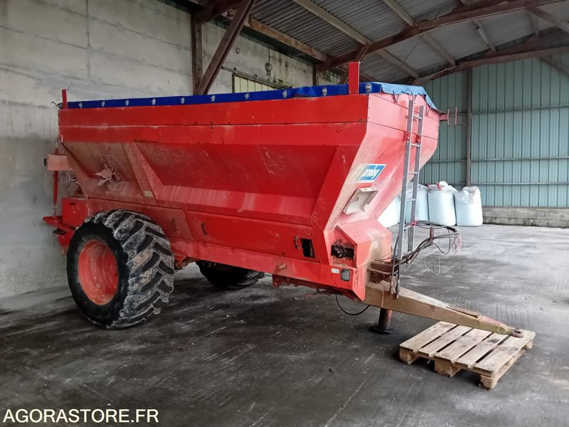 EPANDEUR PROLOG MVX593 ANNEE FAB 1997 - Minerālmēslu izkliedētājs: foto 1 EPANDEUR PROLOG MVX593 ANNEE FAB 1997 - Minerālmēslu izkliedētājs: foto 1