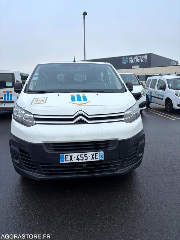 EX-455-XE - Roulant - CITROEN JUMPY SPACE TOURER - VP - 200 227 Kms - Mikroautobuss, Pasažieru furgons: foto 4 EX-455-XE - Roulant - CITROEN JUMPY SPACE TOURER - VP - 200 227 Kms - Mikroautobuss, Pasažieru furgons: foto 4