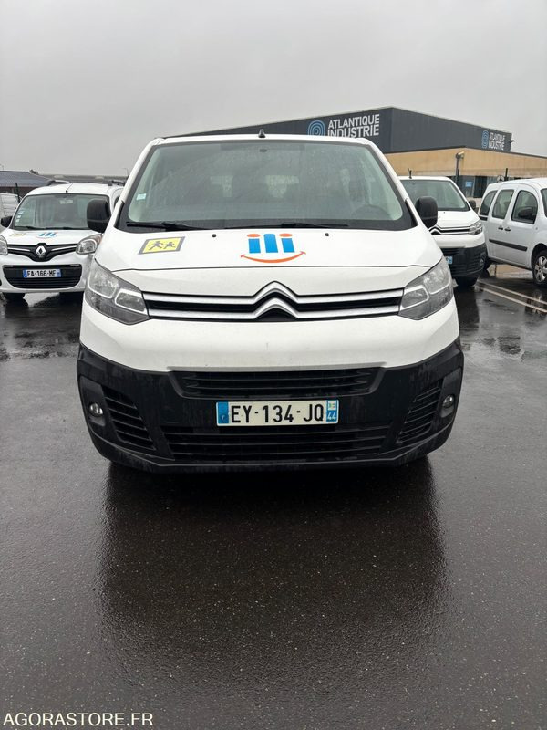EY-134-JQ - Roulant - CITROEN JUMPY SPACE TOURER - VP - 205 076 Kms - Mikroautobuss, Pasažieru furgons: foto 4 EY-134-JQ - Roulant - CITROEN JUMPY SPACE TOURER - VP - 205 076 Kms - Mikroautobuss, Pasažieru furgons: foto 4