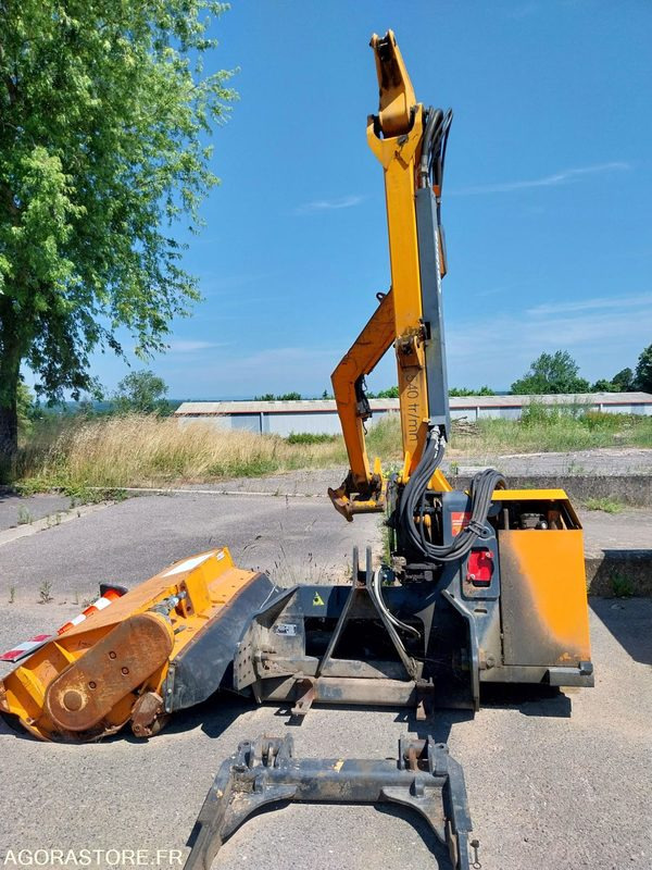 Epareuse Norémat Optima avec tête de fauchage rousseau technipro 160 - Izlices pļaujmašīna: foto 4 Epareuse Norémat Optima avec tête de fauchage rousseau technipro 160 - Izlices pļaujmašīna: foto 4