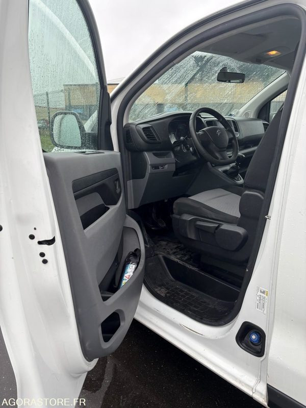 FB-572-MX - Roulant - CITROEN JUMPY SPACE TOURER - VP - 218 682 Kms - Mikroautobuss, Pasažieru furgons: foto 5 FB-572-MX - Roulant - CITROEN JUMPY SPACE TOURER - VP - 218 682 Kms - Mikroautobuss, Pasažieru furgons: foto 5