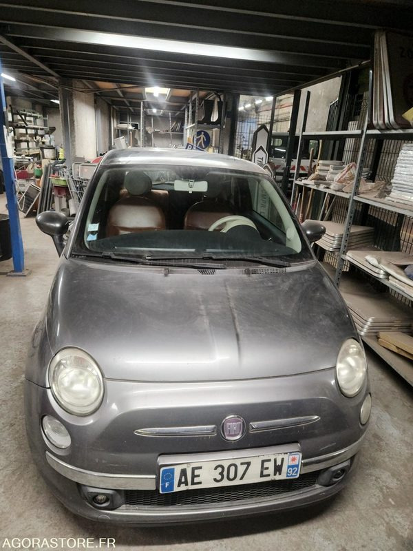 FIAT 500 - Vieglā automašīna: foto 1 FIAT 500 - Vieglā automašīna: foto 1