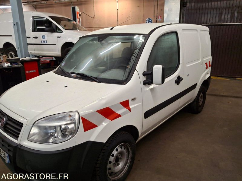FIAT DOBLO CARGO - Mazs furgons: foto 4 FIAT DOBLO CARGO - Mazs furgons: foto 4