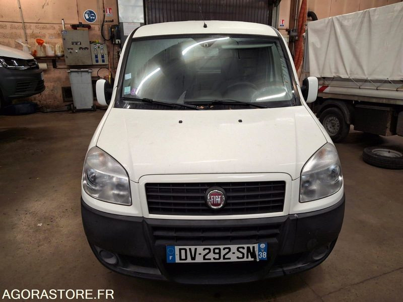 FIAT DOBLO CARGO - Mazs furgons: foto 2 FIAT DOBLO CARGO - Mazs furgons: foto 2