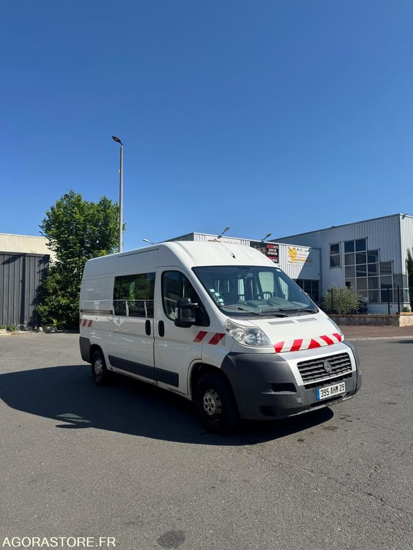 FIAT DUCATO 133 000 KM 7 PLACES - Kravas mikroautobuss: foto 5 FIAT DUCATO 133 000 KM 7 PLACES - Kravas mikroautobuss: foto 5