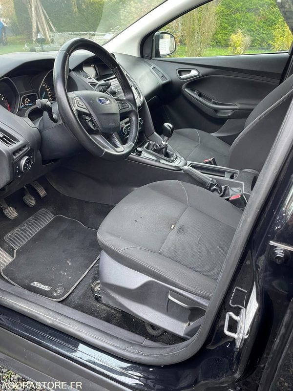 FORD-FOCUS-2015-170332KMS - Vieglā automašīna: foto 5 FORD-FOCUS-2015-170332KMS - Vieglā automašīna: foto 5
