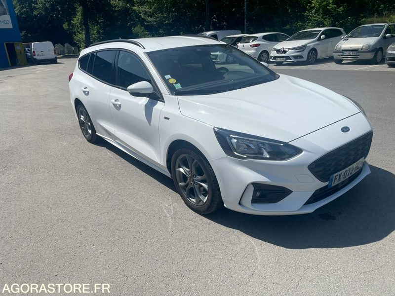 FORD FOCUS finition ST Line 122800 Kms 2021 - Universālis: foto 1 FORD FOCUS finition ST Line 122800 Kms 2021 - Universālis: foto 1