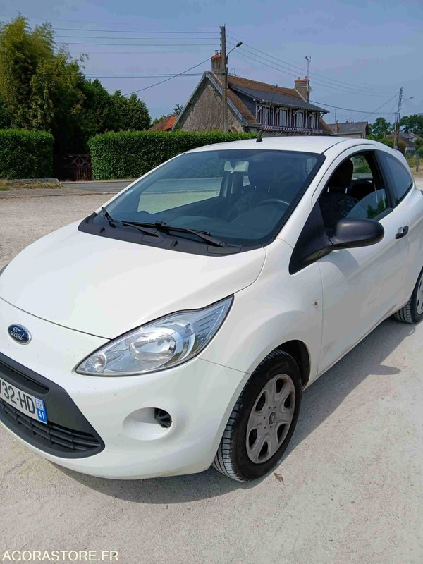 FORD KA - Vieglā automašīna: foto 2 FORD KA - Vieglā automašīna: foto 2