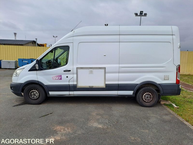 FORD | TRANSIT FOURGON | 2015 | 258957KM - Kravas mikroautobuss: foto 3 FORD | TRANSIT FOURGON | 2015 | 258957KM - Kravas mikroautobuss: foto 3