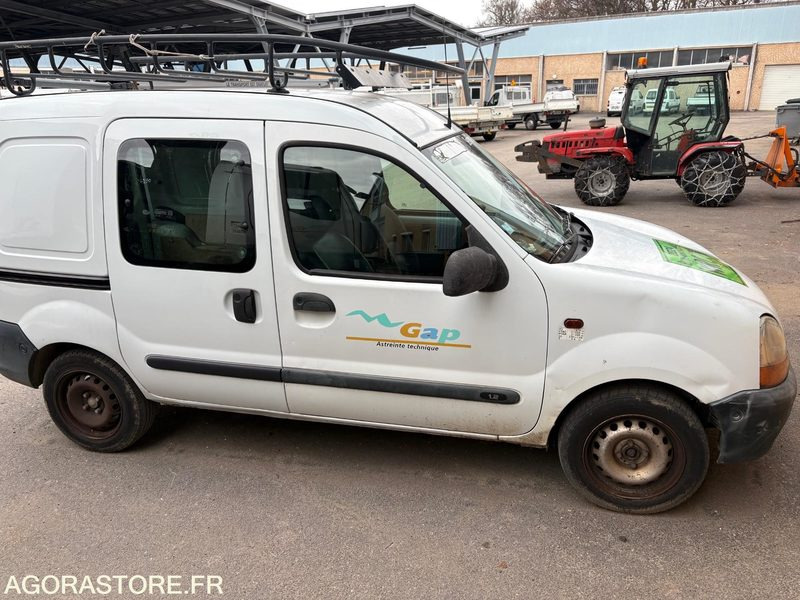 FOURGONNETTE RENAULT KANGOO - Mazs furgons: foto 5 FOURGONNETTE RENAULT KANGOO - Mazs furgons: foto 5