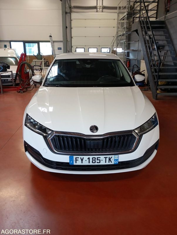 FY-185-TK - Non Roulant - PP - SKODA OCTAVIA - VP - 220 708 Kms - Vieglā automašīna: foto 3 FY-185-TK - Non Roulant - PP - SKODA OCTAVIA - VP - 220 708 Kms - Vieglā automašīna: foto 3