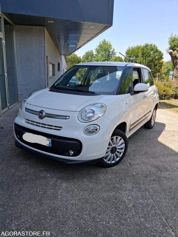 Fiat 500 L DIESEL POPSTAR 1.3 Multijet - Vieglā automašīna: foto 1 Fiat 500 L DIESEL POPSTAR 1.3 Multijet - Vieglā automašīna: foto 1
