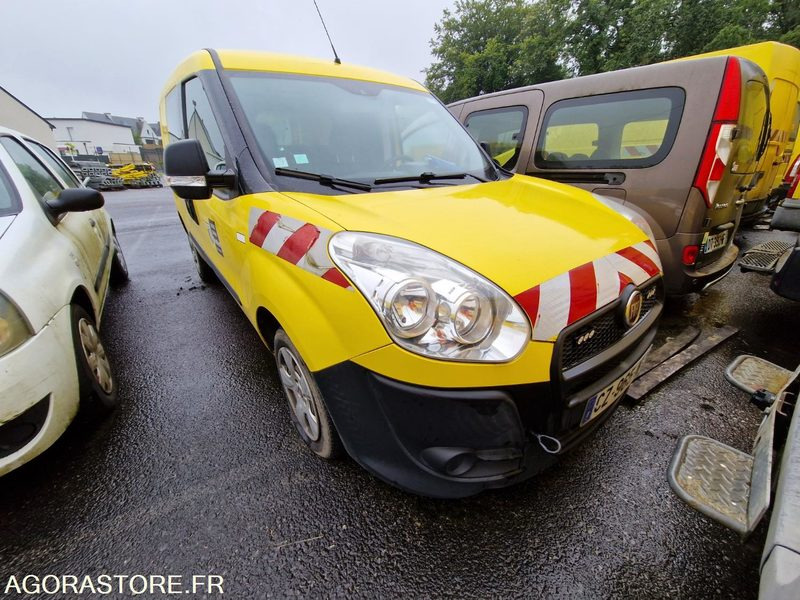 Fiat Doblo - CZ965NE - 2013 - 228239km - Mazs furgons: foto 2 Fiat Doblo - CZ965NE - 2013 - 228239km - Mazs furgons: foto 2