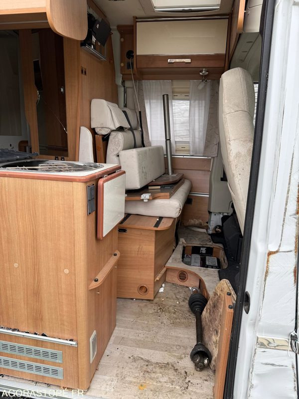 Fiat Ducato, camping-car - 2017 - 62000km - accidenté - Auto kemperis: foto 4 Fiat Ducato, camping-car - 2017 - 62000km - accidenté - Auto kemperis: foto 4